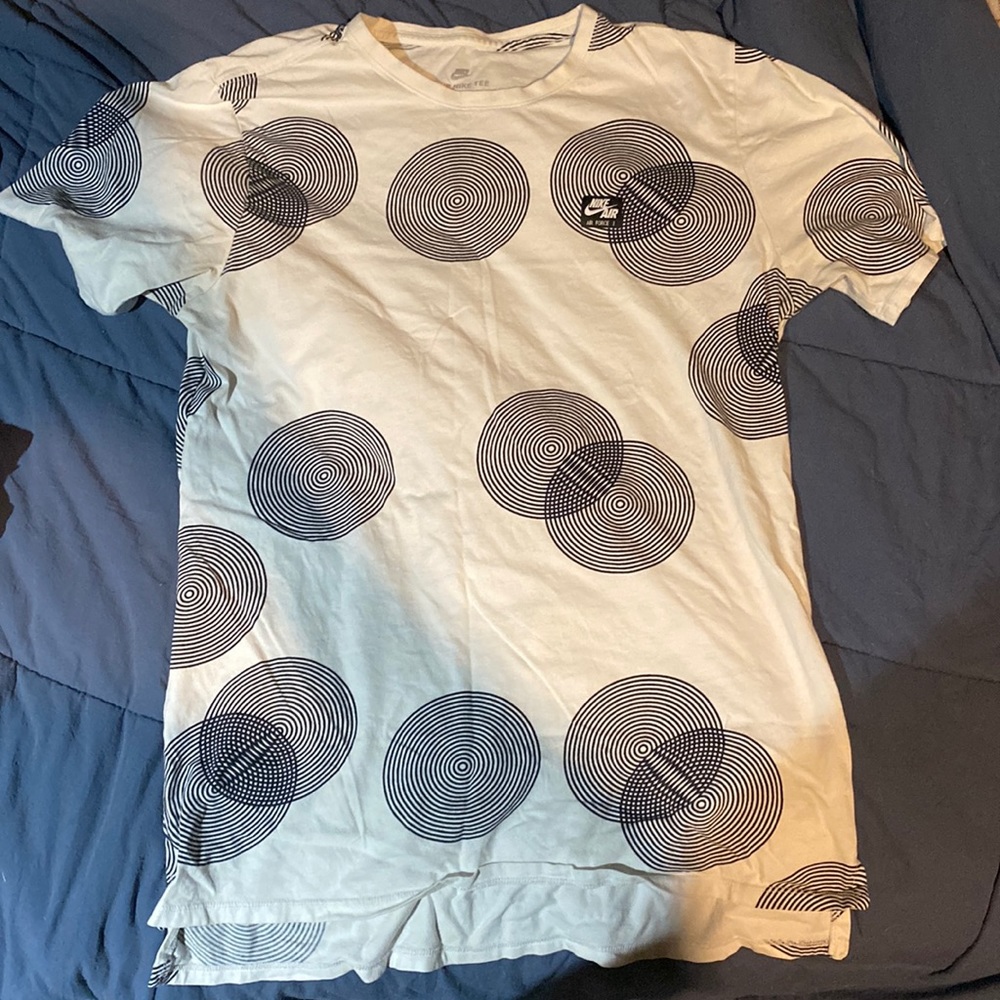 Nike T Shirt